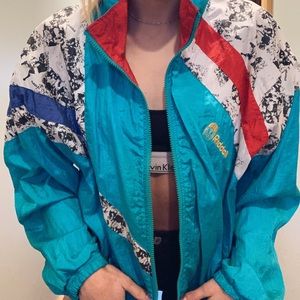 VINTAGE WINDBREAKER